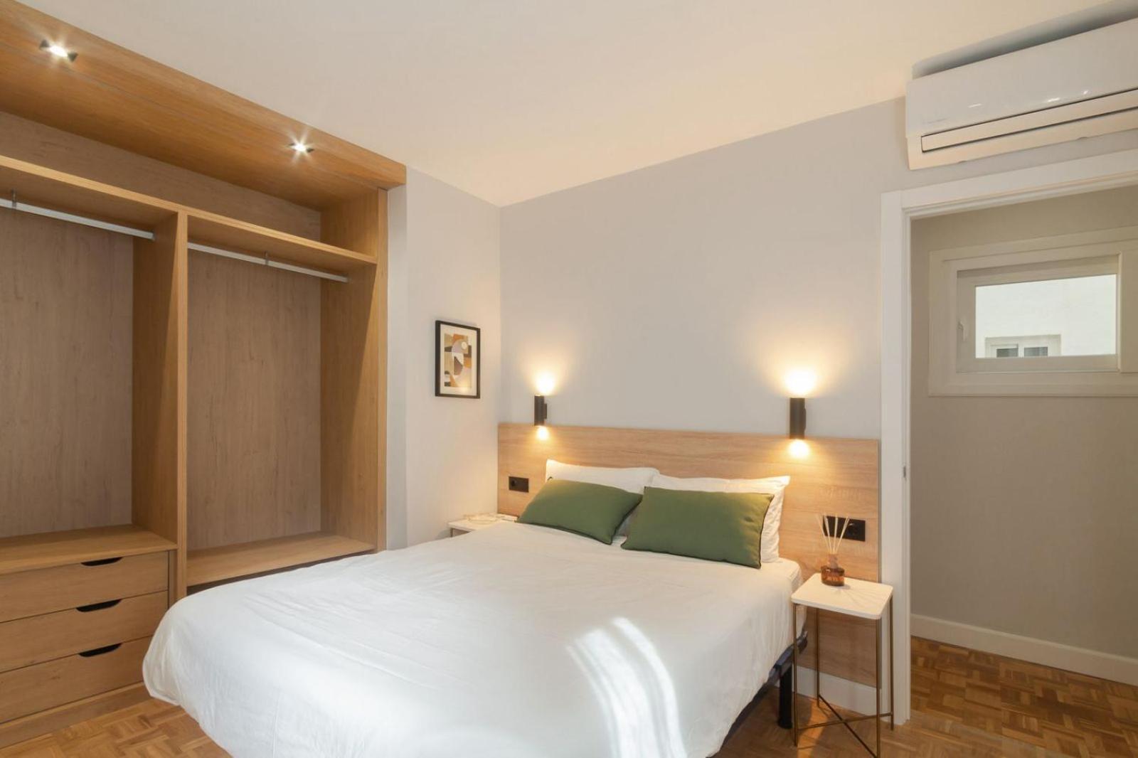 Cervantes Luxury Apartment Малага Екстер'єр фото