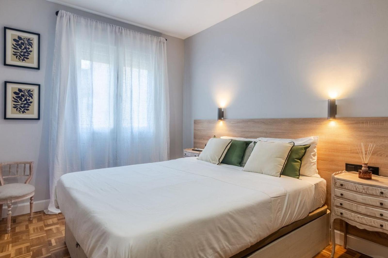 Cervantes Luxury Apartment Малага Екстер'єр фото