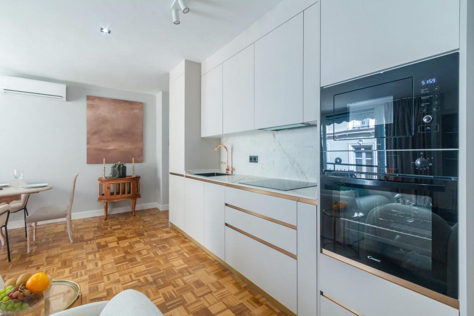 Cervantes Luxury Apartment Малага Екстер'єр фото